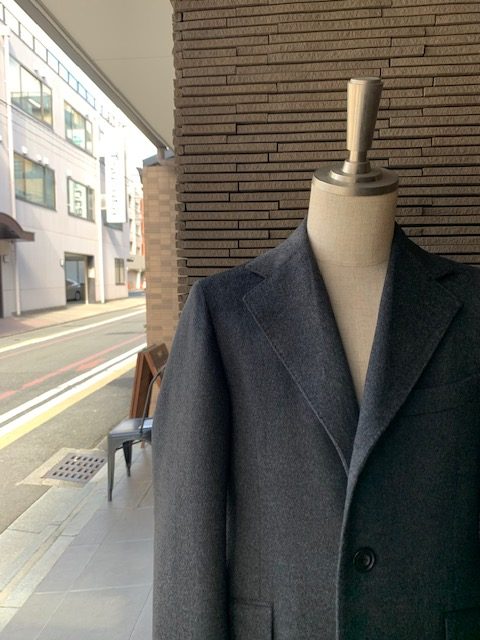 【極美品】シルク混　オーダーコート　ジャケット